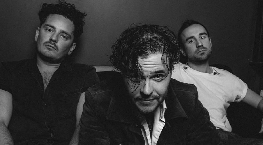 %100 Müzik Sunar: Amber Run thumbnail